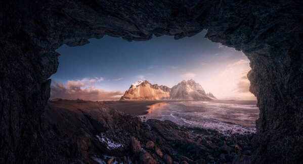 Photograph Daniel Vine Garcia The Secret Cave on One Eyeland