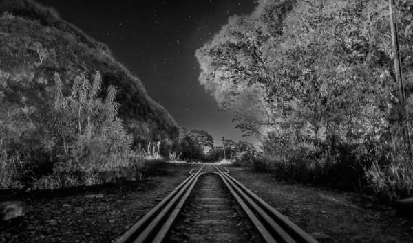 Photograph Luiz Paulo Grinberg Night Trail on One Eyeland