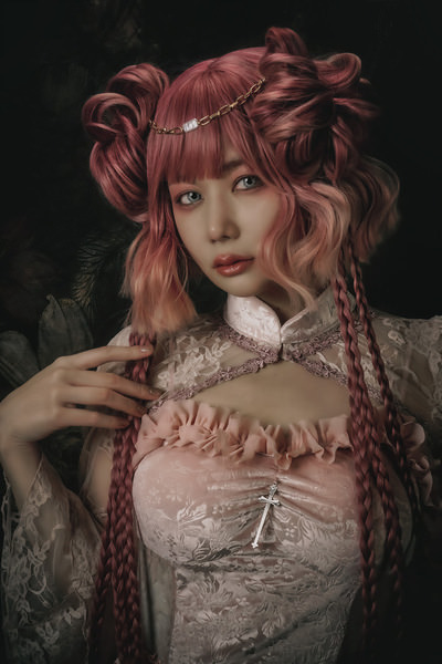Photograph Koiki Watanabe Rui Tamaki on One Eyeland
