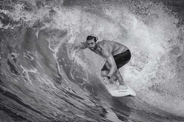 Photograph Steve Turner Dootsy In The Tube on One Eyeland