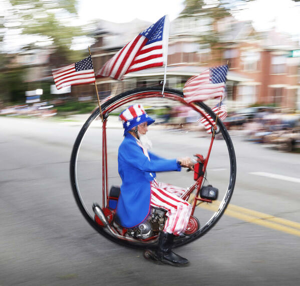 Photograph Larry Hamill Doh Dah Parade on One Eyeland