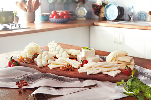 Photograph Ersin Ileri Cheese Plate on One Eyeland