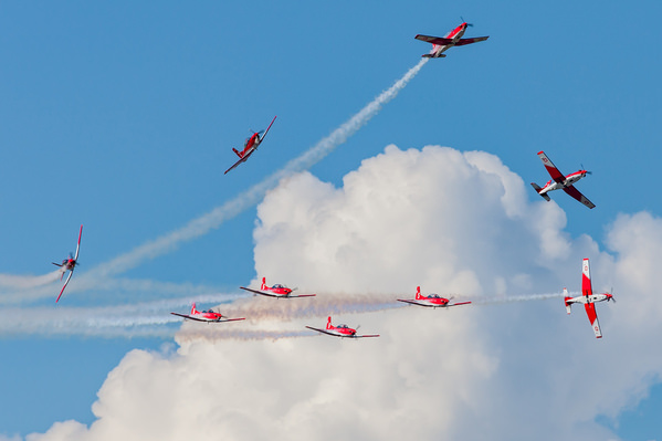 Photograph Claude Bossel Pc 7 Swiss Team on One Eyeland