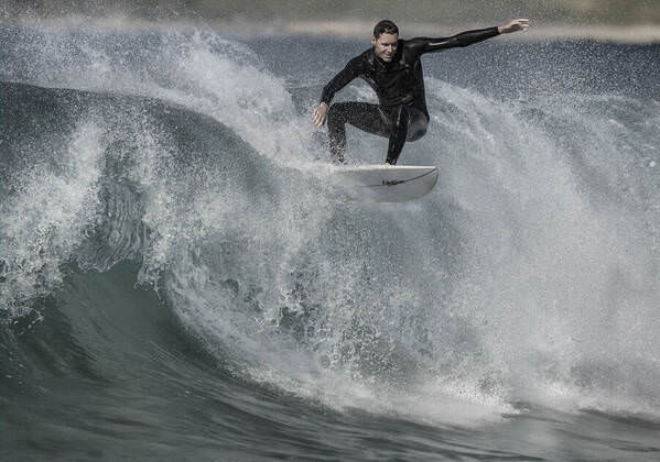 Photograph Steve Turner Floater on One Eyeland