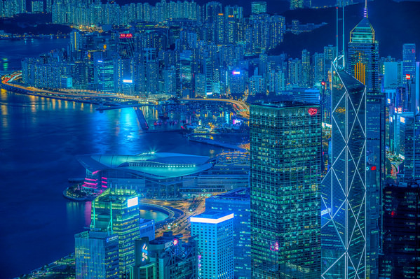 Photograph Tomoaki Katsuba Cyber City on One Eyeland