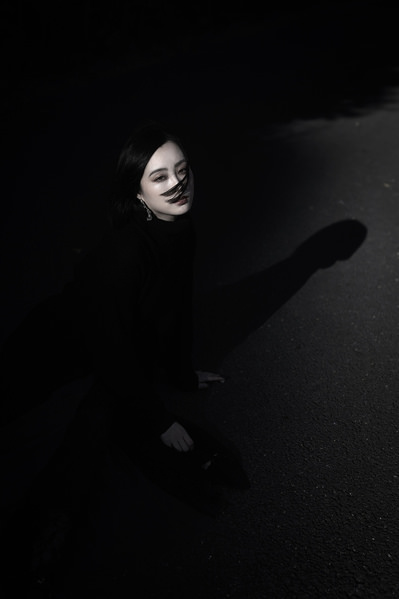 Photograph Setsuna Kurouzu Light And Shadow on One Eyeland