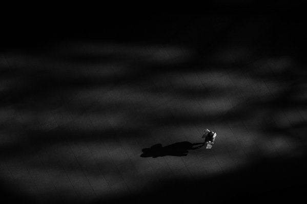 Photograph Setsuna Kurouzu Walk on One Eyeland