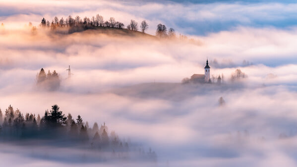 Photograph Tomoaki Katsuba Above The Clouds on One Eyeland