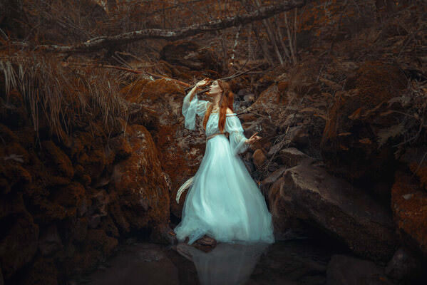 Photograph Valentina Malavenda Ophelia on One Eyeland