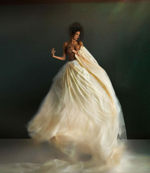 Photograph Jonathan Oakes Big Dress on One Eyeland