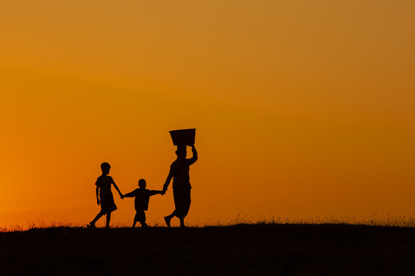 Photograph Kyaw Zay Yar Lin Daily Life on One Eyeland