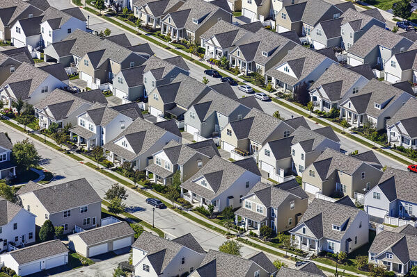 Photograph Larry Hamill Suburbia on One Eyeland