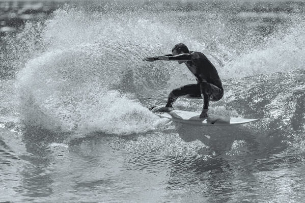 Photograph Steve Turner Spraying It on One Eyeland