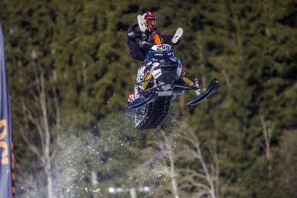 Photograph Jari Kohonen Snowcross Action on One Eyeland