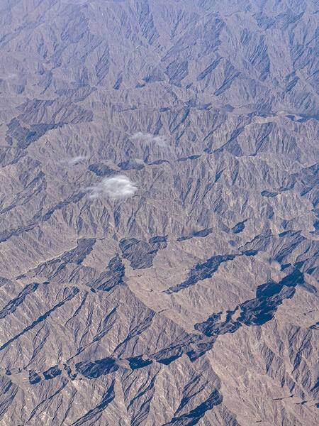 Photograph Tomoaki Katsuba Arabian Mountains on One Eyeland