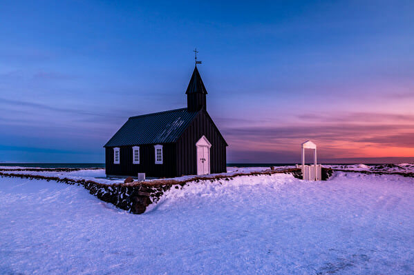 Photograph Tomoaki Katsuba Budir Church on One Eyeland