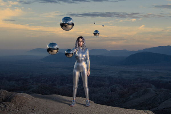 Photograph Yana Mostitsky Alien Presence on One Eyeland