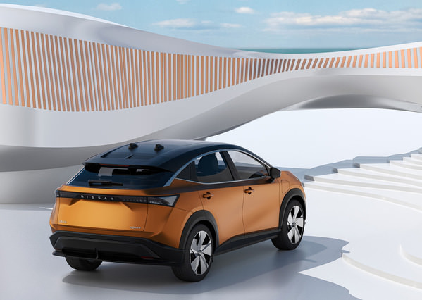 Photograph Alexandre Utrabo Nissan on One Eyeland