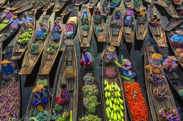 Photograph Kyaw Zay Yar Lin Inle Floating Market on One Eyeland