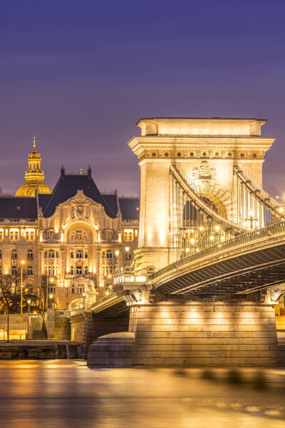 Photograph Marc Barthelemy Chainbridge on One Eyeland