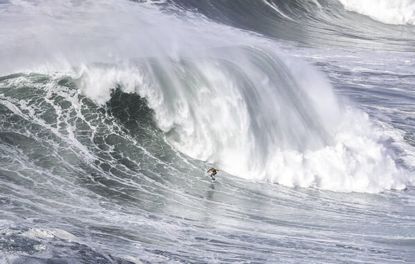 Photographie Vasco Inglez De grosses vagues sur un seul œil