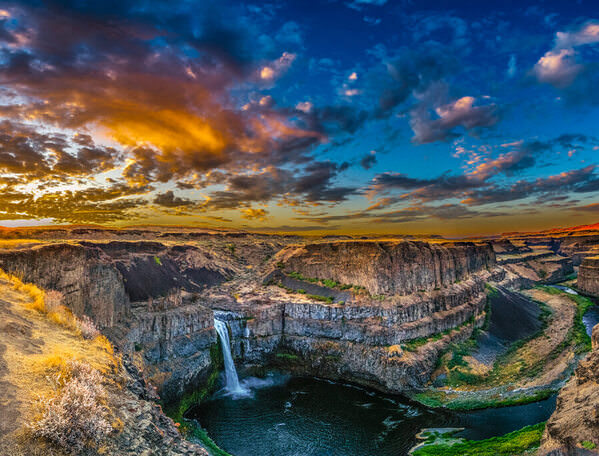 Photograph Benny Chung Palouse Falls on One Eyeland