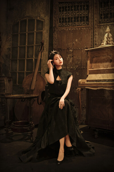 Photograph Takeborn Nikukyu Lady Of Melodies on One Eyeland