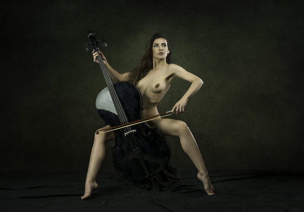 Photograph Vasco Inglez Heroica on One Eyeland