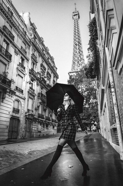 Photograph Ruslan Bolgov One Step In Paris on One Eyeland