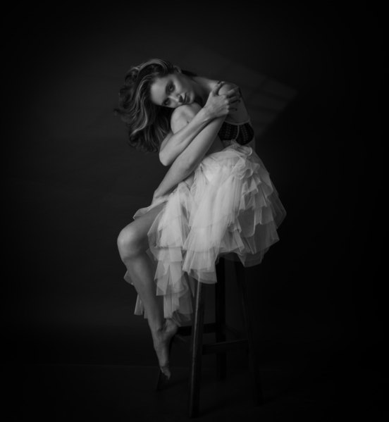 Photograph Gustavo Bernal Cohen Flirtina 1 on One Eyeland