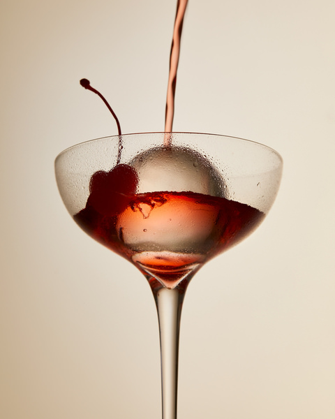 Photograph Natasha Alipour Faridani Cocktail Beauty on One Eyeland