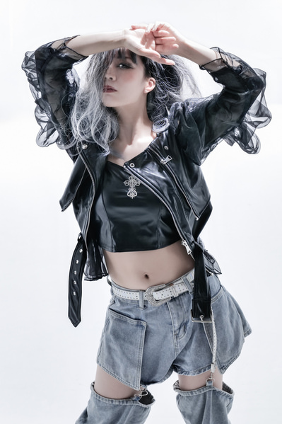 Photograph Yuki I Say Goodbye To Sorrow on One Eyeland