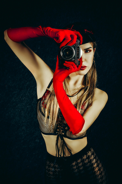 Photograph Ruslan Bolgov Behind The Lens on One Eyeland
