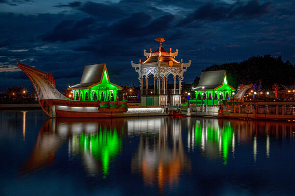 Photograph Taymuraz Gumerov Brunei on One Eyeland