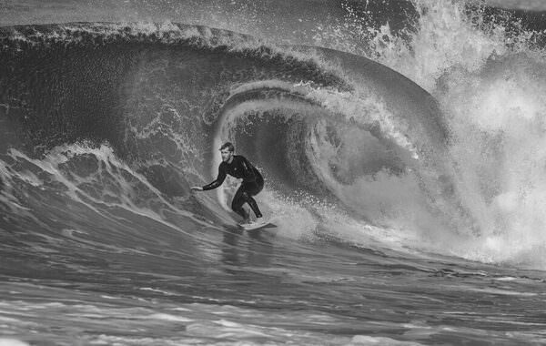 Photograph Steve Turner South Swell on One Eyeland