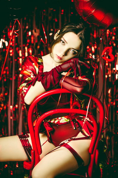 Photograph Ruslan Bolgov Looking For Love on One Eyeland