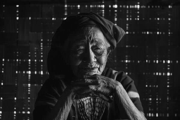 Photograph Kyaw Zay Yar Lin Yinn Net Old Woman on One Eyeland