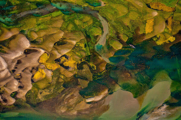 Photograph Azim Khan Ronnie Drying River on One Eyeland