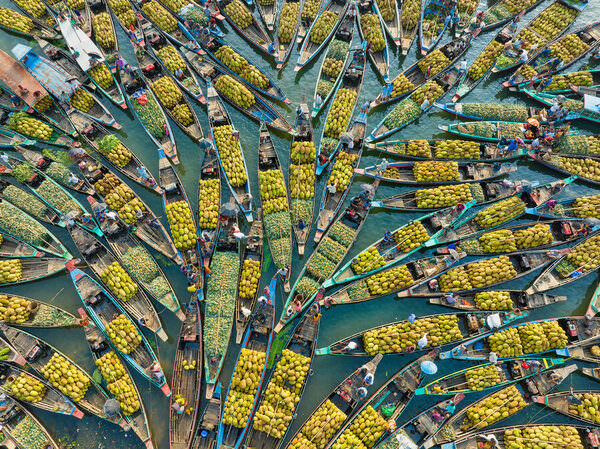 Photograph Azim Khan Ronnie Floating Market on One Eyeland