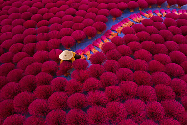 Photograph Azim Khan Ronnie Incense on One Eyeland