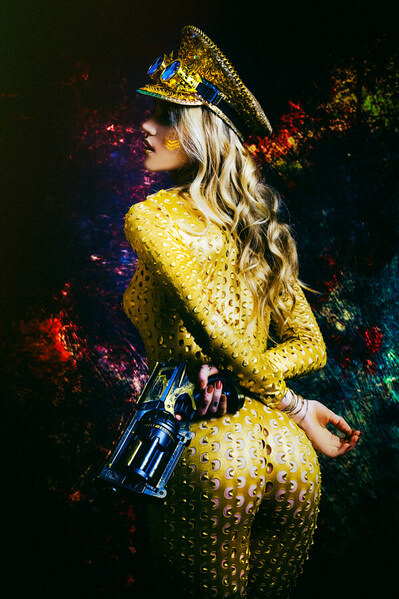 Photograph Ruslan Bolgov Golden Weapon on One Eyeland