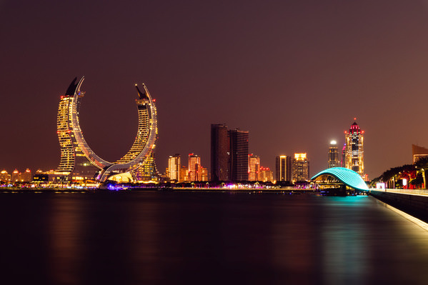 Photograph Ruslan Bolgov Qatar Vibes on One Eyeland