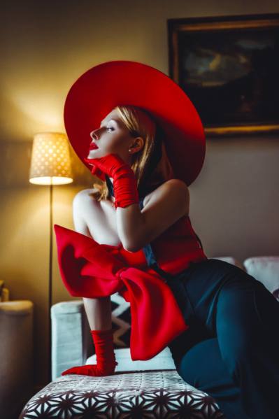 Photograph Ruslan Bolgov La Vie En Rouge on One Eyeland