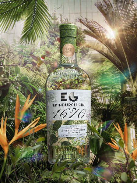 Photograph Jonathan Knowles Edinburgh Gin on One Eyeland