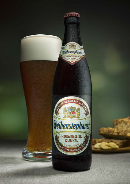 Photograph Jonathan Knowles Weihenstephaner Hefeweissbier Dunkel on One Eyeland
