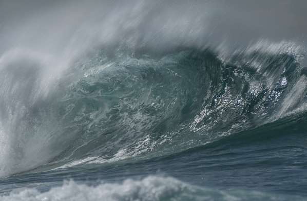 Photograph Steve Turner Wave In Motion on One Eyeland