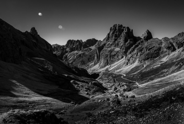 Photograph Radek Von Hirschberg Valley on One Eyeland