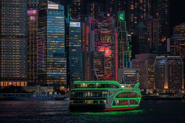 Photograph Tomoaki Katsuba Evening Cruise on One Eyeland