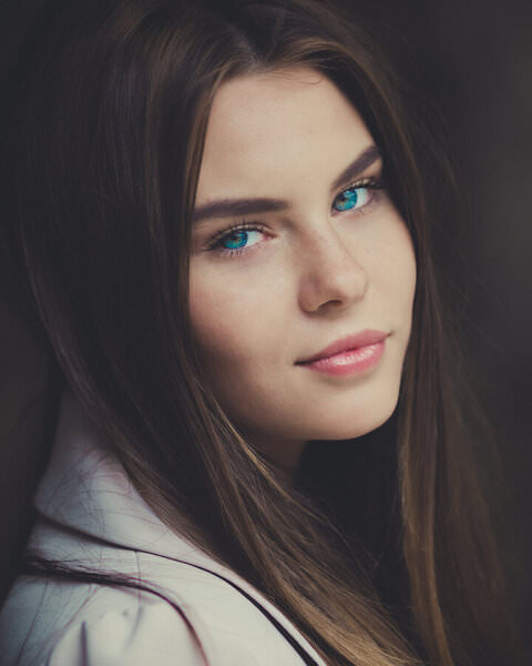 Photograph Thierry Smets Tiziana 2 on One Eyeland