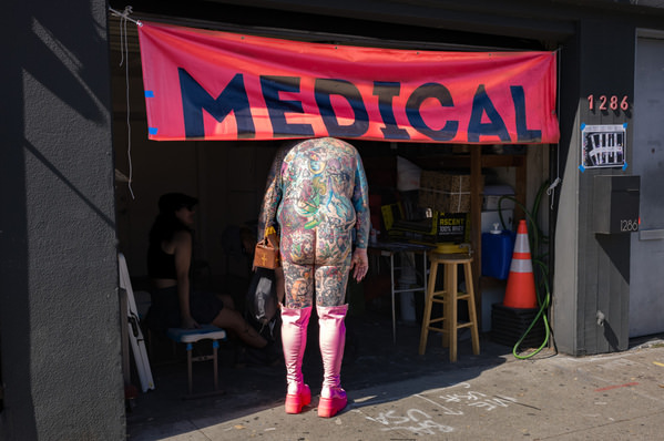 Photograph Eric Davidove Medical on One Eyeland